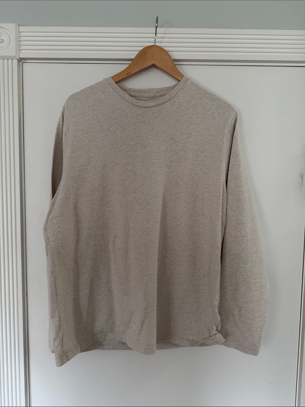 Amazon Essentials Men's Long-Sleeve Crewneck in Light Taupe Heather